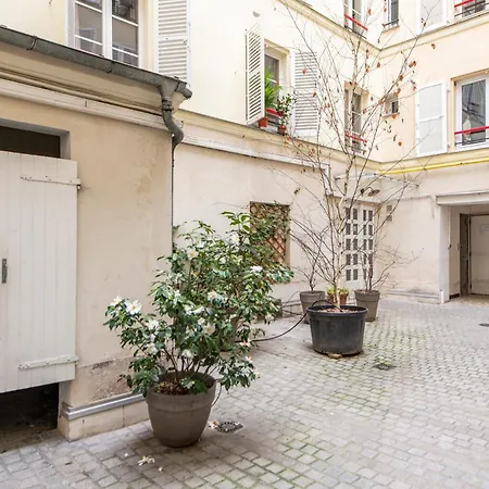 Géranimus Enghien Appartamento